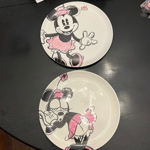 Disney Minnie Mouse Plates by Zak Designs